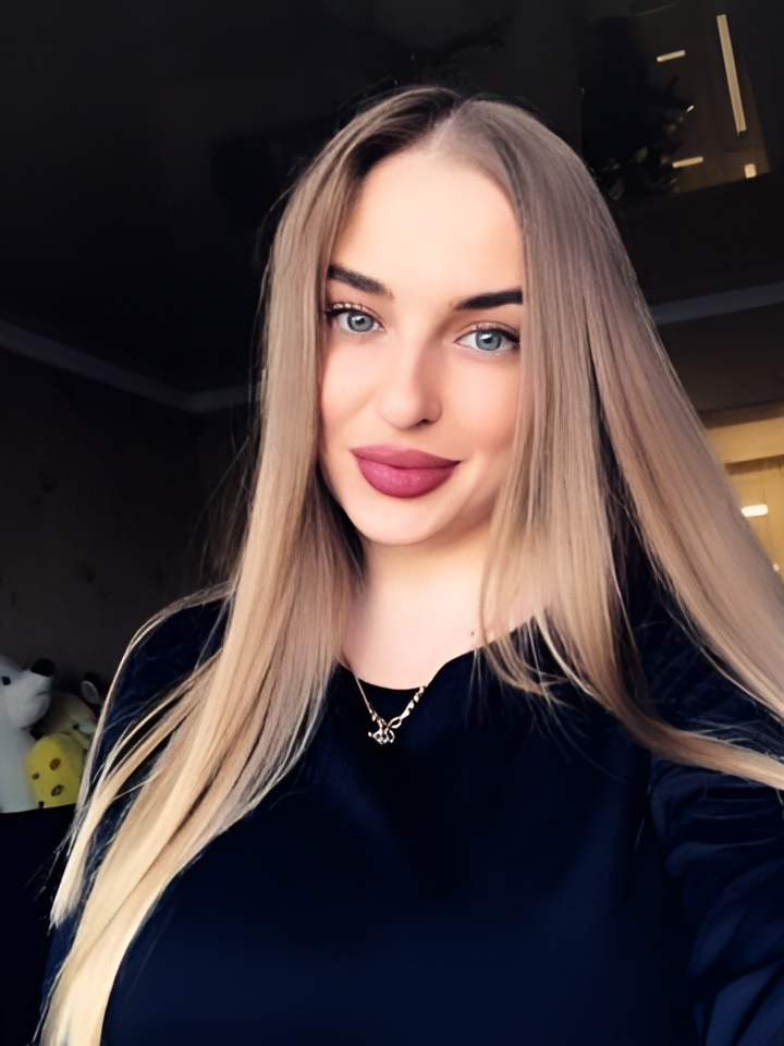 Алина привлекальеная девушка из Шарья цена от 5000 руб