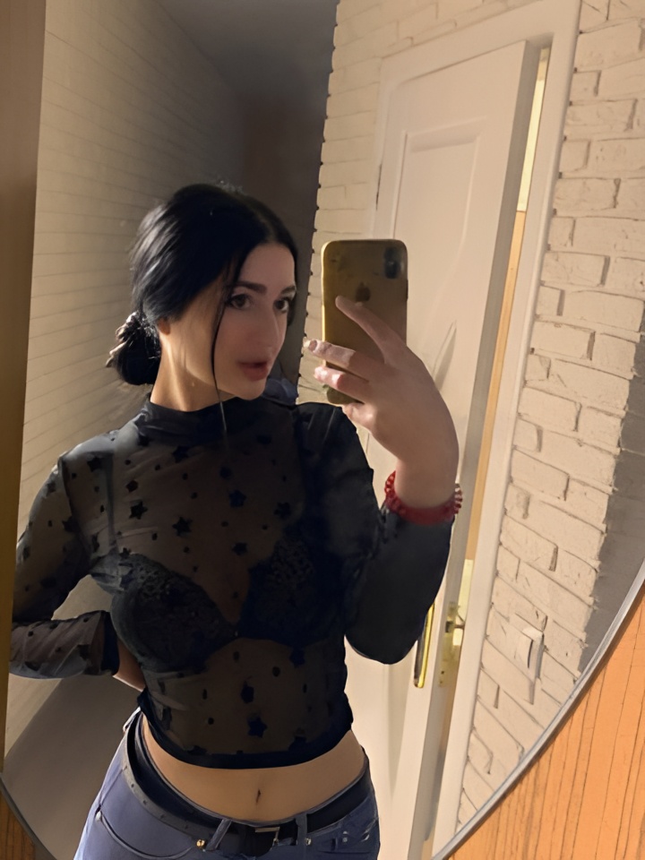 Алла привлекальеная девушка из Шарья цена от 10000 руб