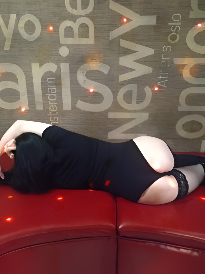 Индивидуалка Ивона, доступна для личного знакомства от 10000 руб