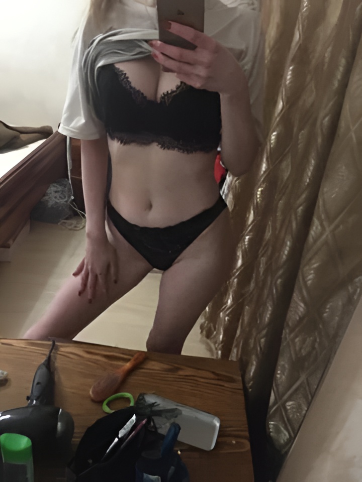 Лина привлекальеная девушка из Шарья цена от 4000 руб