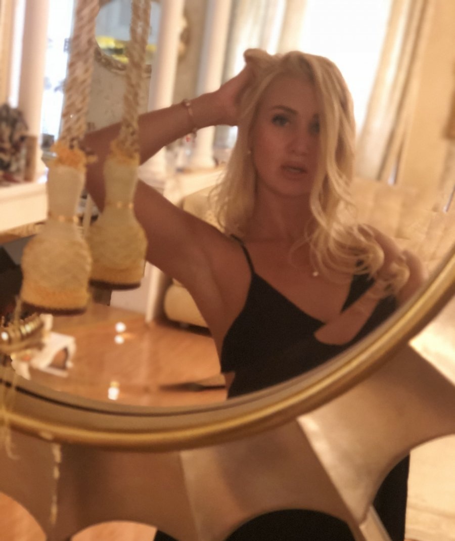 Индивидуалка Карина, доступна для личного знакомства от 3500 руб