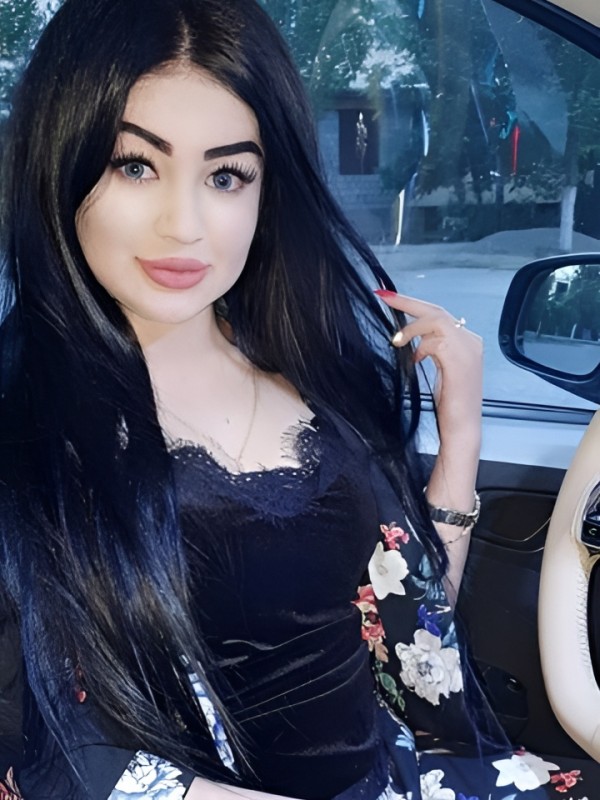 Юлия привлекательная девушка из Шарья цена от 2500 руб