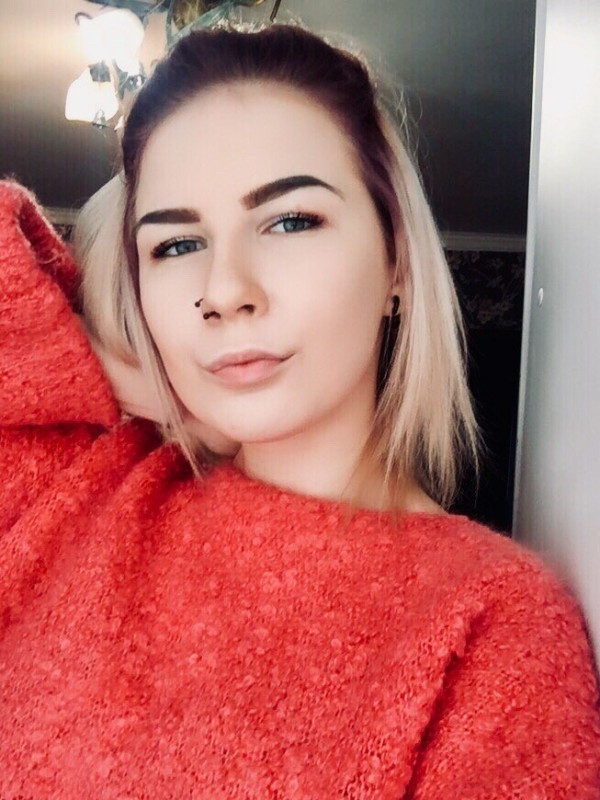 Влада привлекательная девушка из Шарья цена от 3500 руб