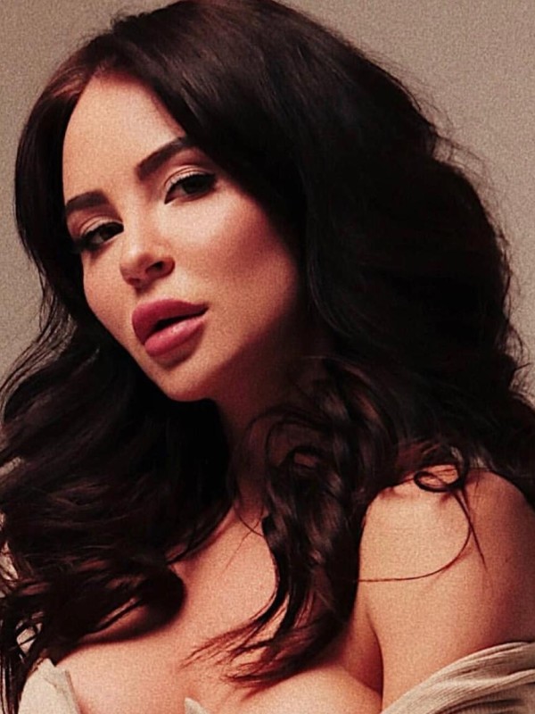 Изольда привлекательная девушка из Шарья цена от 3000 руб