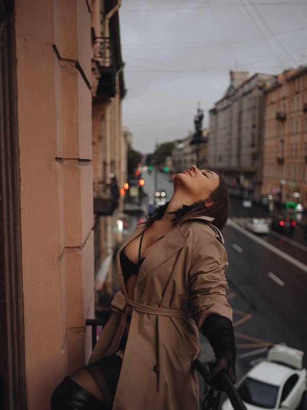 Лолита привлекательная девушка из Шарья цена от 5000 руб