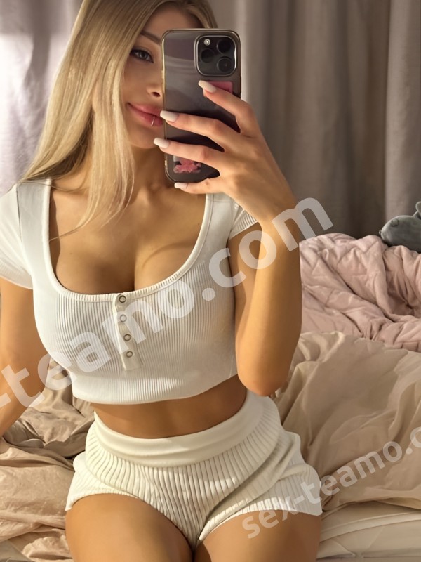 Настя фото 3